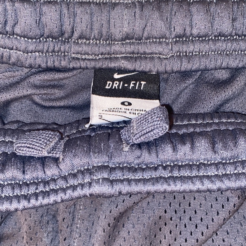Nike Shorts - Picture 2 of 3